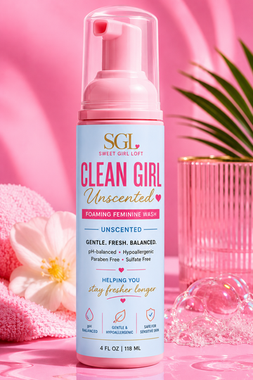 Clean Girl Foam Feminine Wash